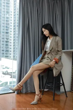 [IESS异思趣向] 2024.02.13 丝享家1663：美子《闪亮美甲》[88P/91MB] - 2