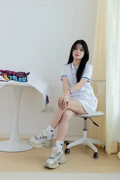 勿恋传媒 NO.1888 闪闪-风禾尽起[160P/1V/3.72GB] - 2