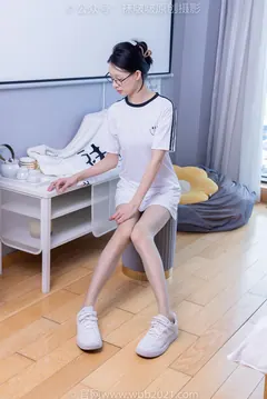 [BoBoSocks袜啵啵]NO.350 雪糕-板鞋、灰丝[180P/1V/8.31GB] - 4