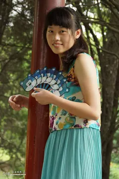 自由摄影 No.133 在她身上我看到了稚嫩、看到了不同的美 [34P/64MB] - 3