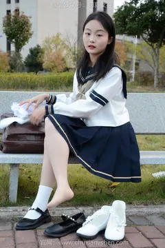 初夏女神 NO.113 双双 海军服JK[140P/1V/4.02GB] - 5
