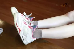 鱼鱼足影@084-第93期：米米39码[93P/548MB] - 4