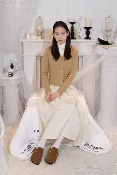 甜予摄影 NO.013 帆帆-平底鞋、白棉袜、裸足[130P/2V/9.91GB] - 2
