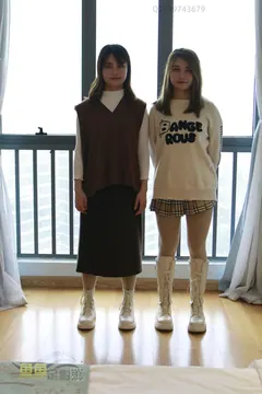 鱼鱼足影@087-第96期：双胞胎姐妹[64P/247MB] - 3