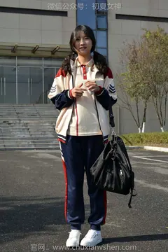 初夏女神 NO.125 点点 英伦风校服[140P/1V/3.50GB]