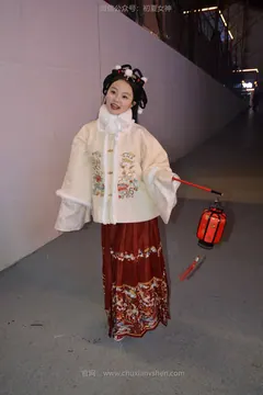 初夏女神 NO.149 双双&秀秀&情情 新年快乐[110P/1V/3.06GB] - 6