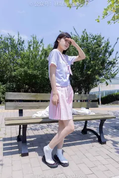 [BoBoSocks袜啵啵]NO.399 糯米-皮鞋、白棉袜、jk至服[145P/1V/6.34GB] - 1