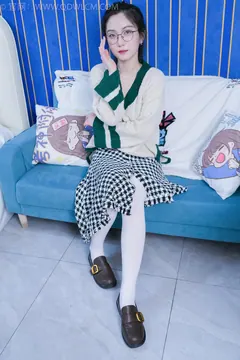 勿恋传媒 NO.2020 川川-快乐简单[150P/1V/5.57GB] - 2