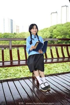 初夏女神 NO.188 柒柒 我的1912[120P/1V/3.38GB] - 2