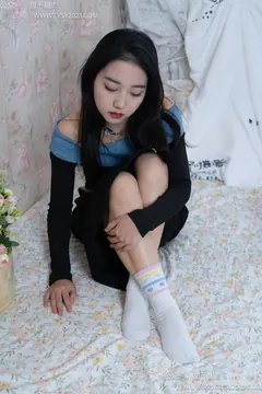 甜予摄影 NO.055 筱筱-板鞋、白棉袜、裸足[116P/2V/9.68GB] - 5