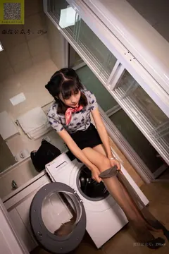 [LSS山茶摄影] NO.016 小雪脱丝袜 [75P/95MB] - 3