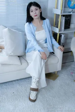 甜予摄影 NO.060 梨子-板鞋、脏白棉袜、裸足[114P/2V/9.36GB] - 2