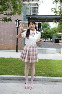 初夏女神 NO.221 点点 优雅自然[95P/1V/3.79GB] - 2