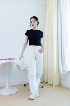勿恋传媒 NO.2086 小新-宁静的海[160P/1V/3.52GB] - 2