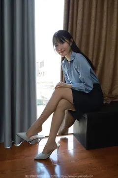 [IESS异思趣向] 2024.09.04 丝享家1837：婉萍《蓝色衬衣》[86P/81MB] - 2