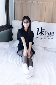 [BoBoSocks袜啵啵]NO.418 甜甜圈-板鞋、白棉袜、波点黑丝[145P/1V/5.87GB] - 6