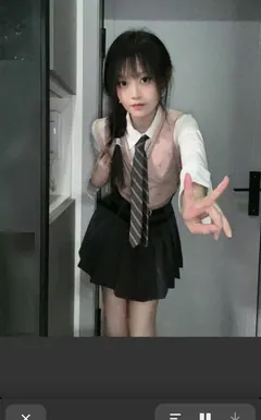 脚模面试脸足同框套路系列-017-19号-164 90 眼镜妹[17P/2V/42MB] - 2