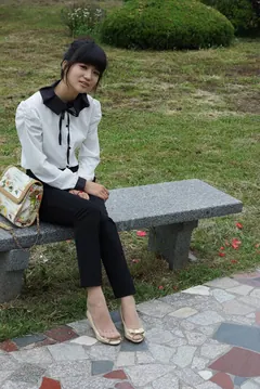 自由摄影 No.320 淡灰丝 小鱼嘴 镁钕 [61P/177MB] - 3
