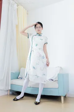 勿恋传媒 NO.2107 茯苓-秋夜凉[154P/1V/3.90GB] - 2
