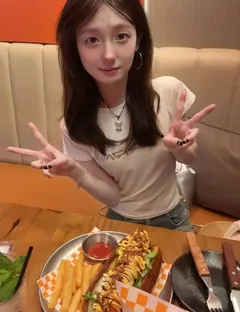 脚模面试脸足同框套路系列-037-39号-小解解[10P/11V/117MB] - 2