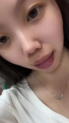 脚模面试脸足同框套路系列-071-大学生宿舍拍脚[10P/17V/100MB] - 1