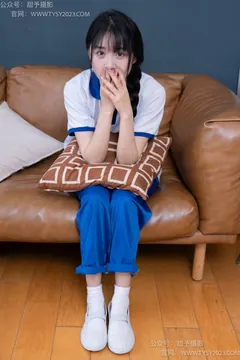 甜予摄影 NO.091期：澜澜-校服、白布鞋、板鞋、白棉袜、短肉丝（脚尖加固款）、裸足（完整版）[135P/2V/10.41GB] - 2
