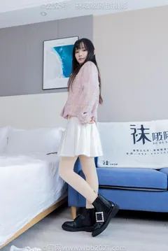 BoBoSocks袜啵啵 NO.438 甜甜圈-皮鞋、板鞋、白棉袜、黑色踩脚袜[150P/1V/7.28GB] - 2