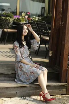 奈丝写真 NO.070：小敏-一字尖头红色单鞋 [35P/120MB] - 4