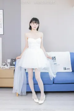 [BoBoSocks袜啵啵]NO.443 糯米-高跟鞋、白丝、裸足[139P/1V/6.32GB] - 2