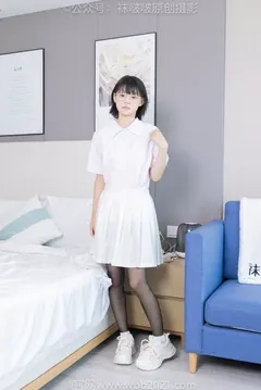 [BoBoSocks袜啵啵]NO.449 糯米 运动鞋、白棉袜、黑丝[148P/1V/7.58GB] - 4