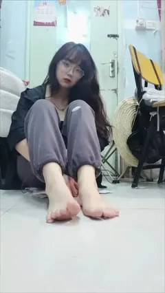 脚模面试脸足同框套路系列-141[20P/2V/85M] - 3
