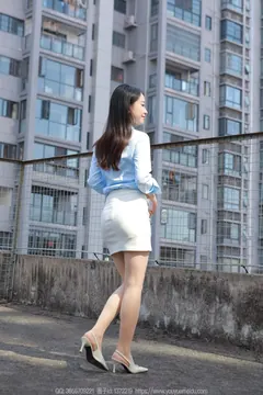 [IESS异思趣向] 2024.12.04 丝享家1915：小婕《白色短裙（下）》[85P/120MB] - 3