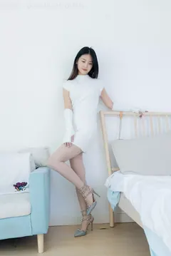 勿恋传媒 NO.2214 铃铛-发如雪[150P/1V/2.92GB] - 2