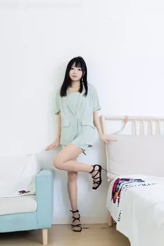 勿恋传媒 NO.2217 嘟嘟-正午阳光[160P/1V/5.94GB] - 2
