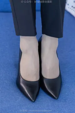 [BoBoSocks袜啵啵]NO.489 奶油 两双高跟鞋、薄肉丝、ol至服裤里丝、黑色美甲[151P/1V/7.76GB] - 4