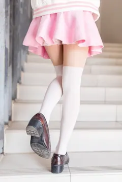 风之领域精品写真@No.026 粉色系校花白丝小解解 [48P/186MB] - 4