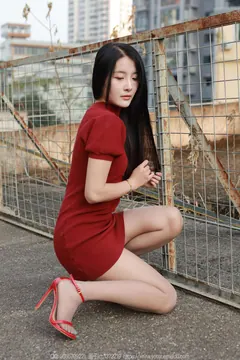 [IESS异思趣向] 2025.02.09 丝享家1972：婉萍《西红柿（上）》[85P/116MB] - 1