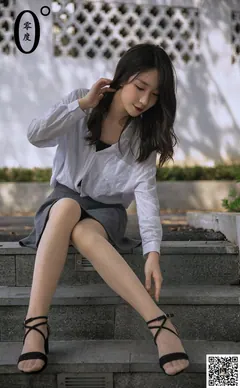 [零度摄影] VOL.20 青草 清纯小解解[59P/160MB] - 1