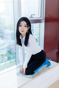 勿恋传媒 NO.2267 嘟嘟-高跟长靴、薄黑丝[238P/1V/6.75GB] - 3
