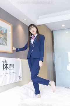 [BoBoSocks袜啵啵]NO.509 稚予-高跟鞋、短肉丝、黑色美甲、银行至服、半脱袜子[150P/1V/5.51GB] - 4