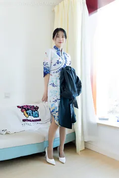 勿恋传媒 NO.2284 菜菜-高跟鞋、薄灰丝、盖被子睡觉剧情[159P/1V/4.66GB] - 3