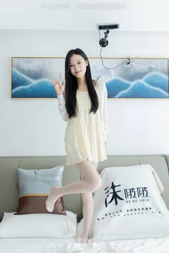 [BoBoSocks袜啵啵]NO.517 焦糖-帆布鞋、薄白丝[147P/1V/5.30GB] - 2