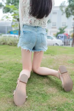 风之领域精品写真@No.042 户外公园的长腿小解解 [51P/216MB] - 2