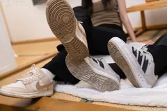 甜予摄影 NO.145 思思小云-板鞋、白棉袜、薄肉丝[145P/2V/10.4GB] - 1