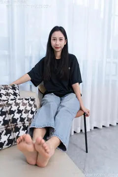 甜予摄影 NO.163 娃娃-板鞋、白棉袜、裸足[130P/2V/9.83GB] - 2