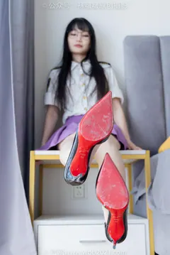 [BoBoSocks袜啵啵]NO.538 甜甜圈-高跟鞋、水晶袜、裸足[150P/1V/5.48GB] - 1