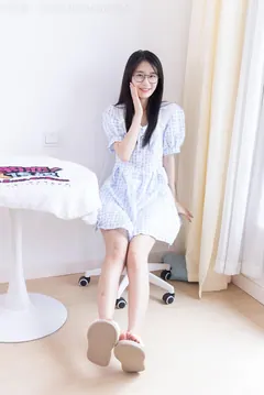 勿恋传媒 NO.2356 菜菜-平底鞋、拖鞋、短肉丝、裸足[160P/1V/3.30GB] - 3