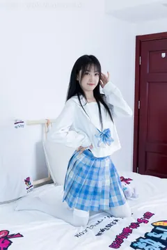 勿恋传媒 NO.2398 嘉木-帆布鞋、马丁靴、过膝白袜[155P/1V/4.52GB] - 3