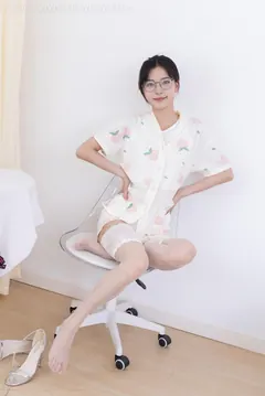 勿恋传媒 NO.2408 茯苓-高跟凉鞋、薄白丝[160P/1V/3.35GB] - 1