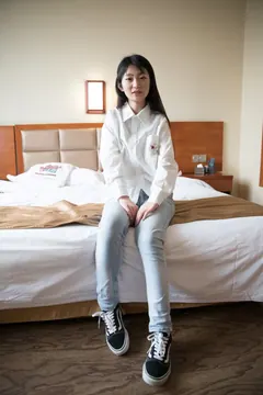 勿恋传媒 No.359 小凌-白色衬衣 [172P/1V/7.2G] - 2